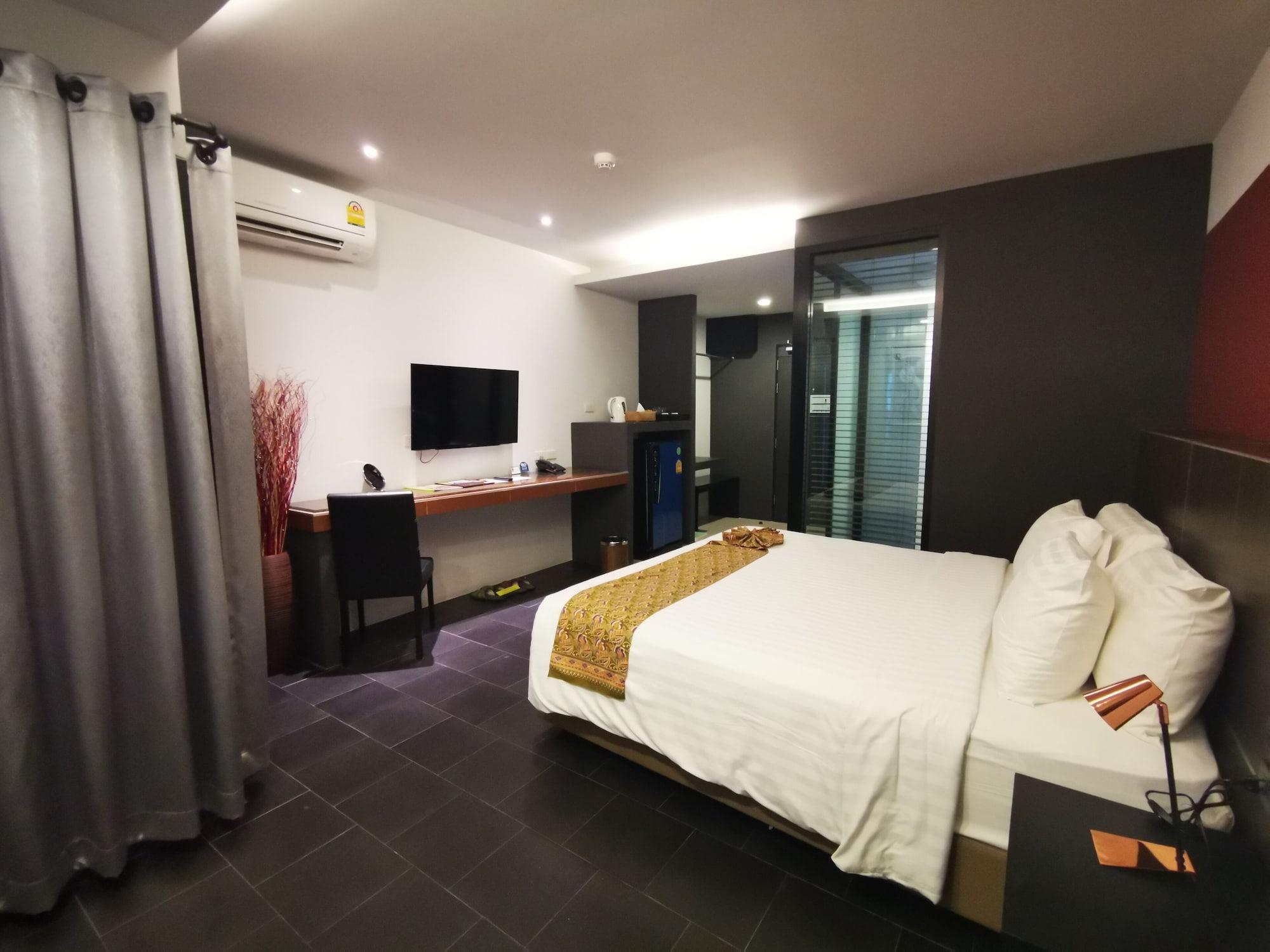 נחון סי טמארט Mandy Nok Hotel מראה חיצוני תמונה